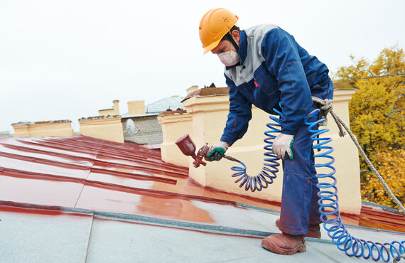 富士市付近で外壁塗装に定評のある業者は丁寧なコーキングを施工いたします